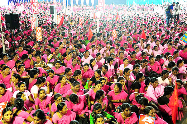 ಧರಣಿ ಕೈಬಿಟ್ಟ ಆಶಾ ಕಾರ್ಯಕರ್ತರು